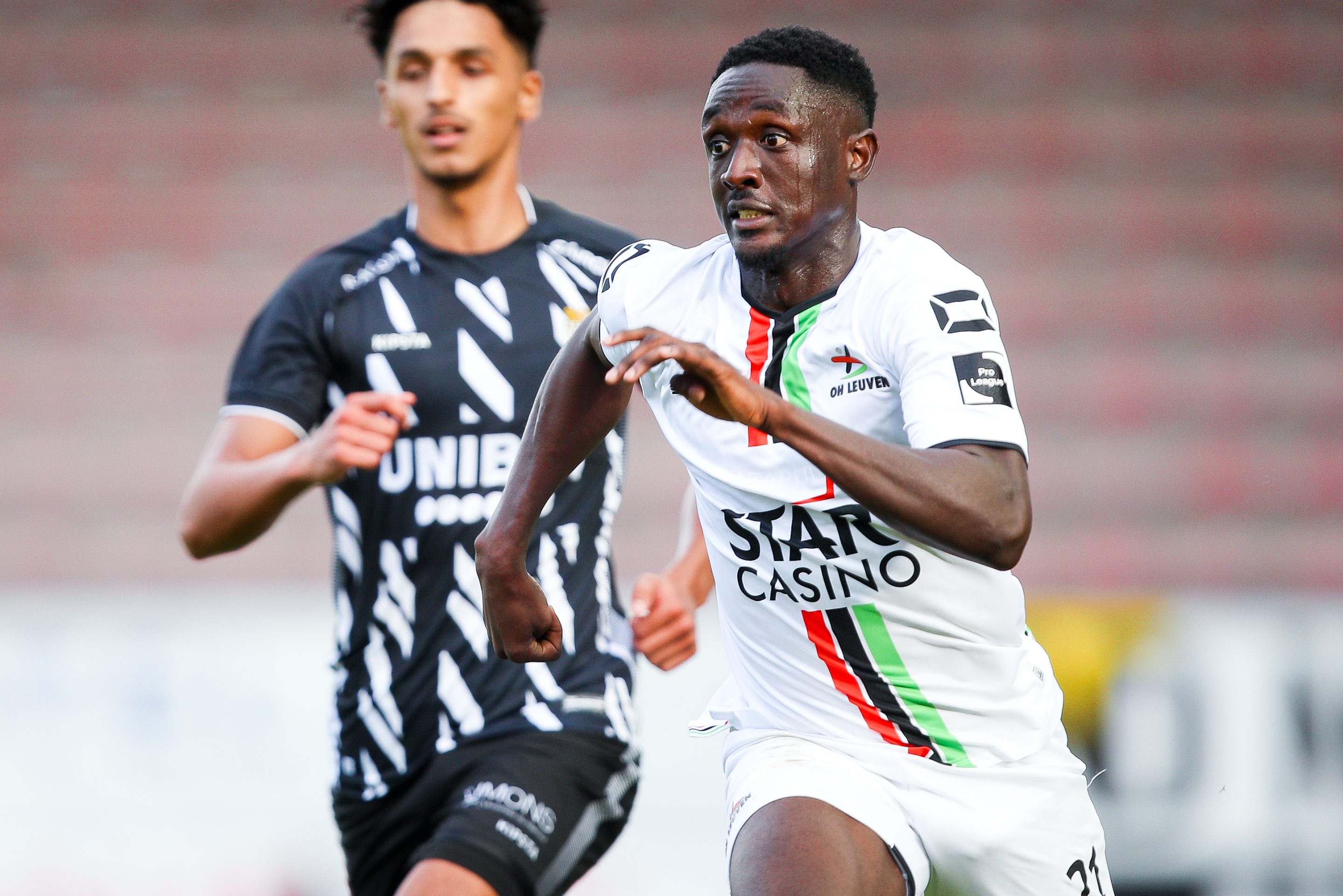 VIDEO Het doelpunt van Opoku tegen Charleroi OHL OudHeverlee Leuven