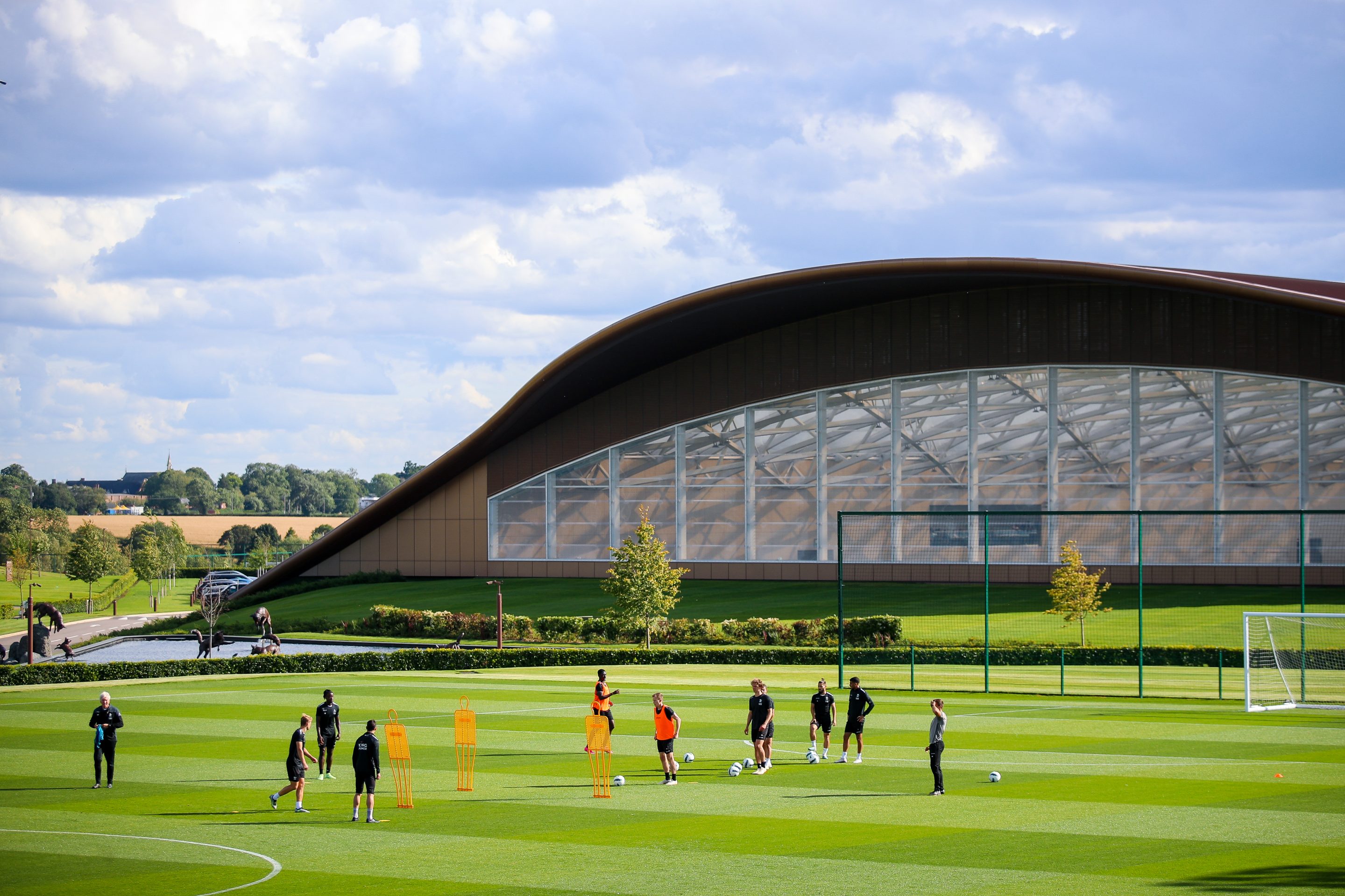 VIDEO Eerste training in Leicester OHL OudHeverlee Leuven